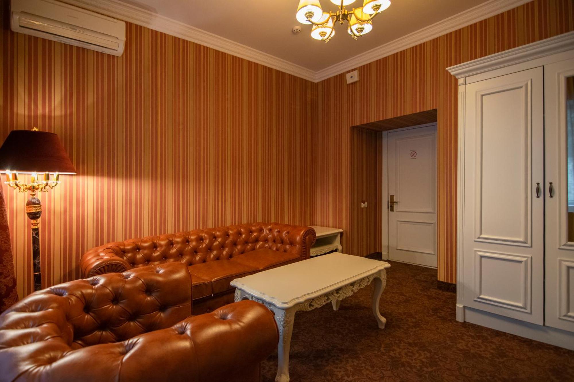Royal Olympic Hotel Kiev Dış mekan fotoğraf