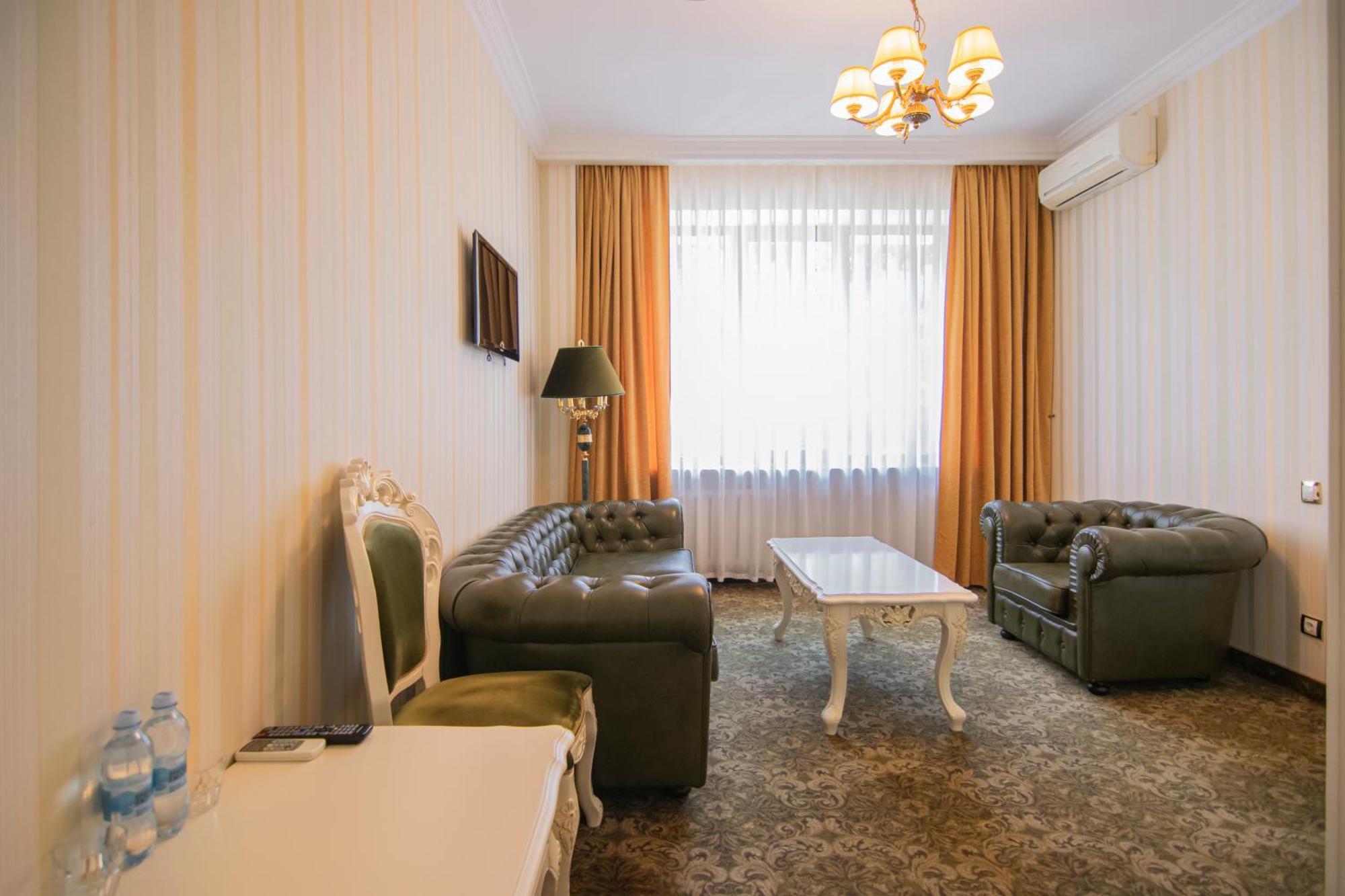 Royal Olympic Hotel Kiev Dış mekan fotoğraf